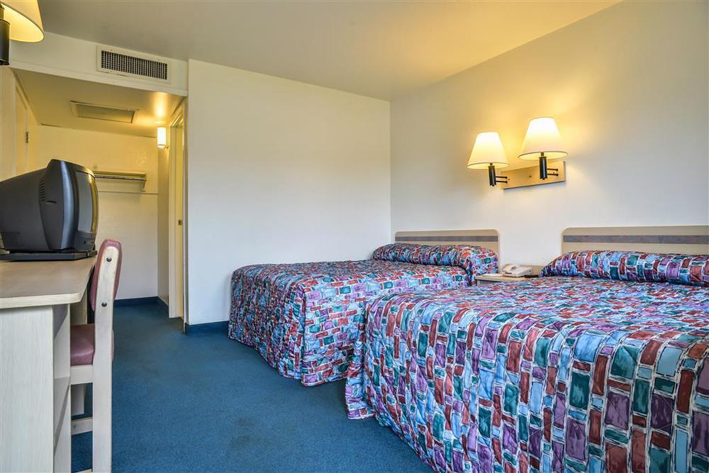 6-lenexa, Ks - Kansas Southwest Hotel Lenexa